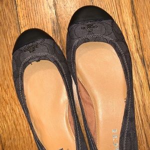 Coach flats